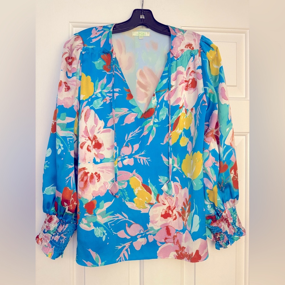 ✨ Blue Jade Floral Fame Tie-Neck Top – Vibrant Floral Print – Boho Chic ✨ - Picture 5 of 6